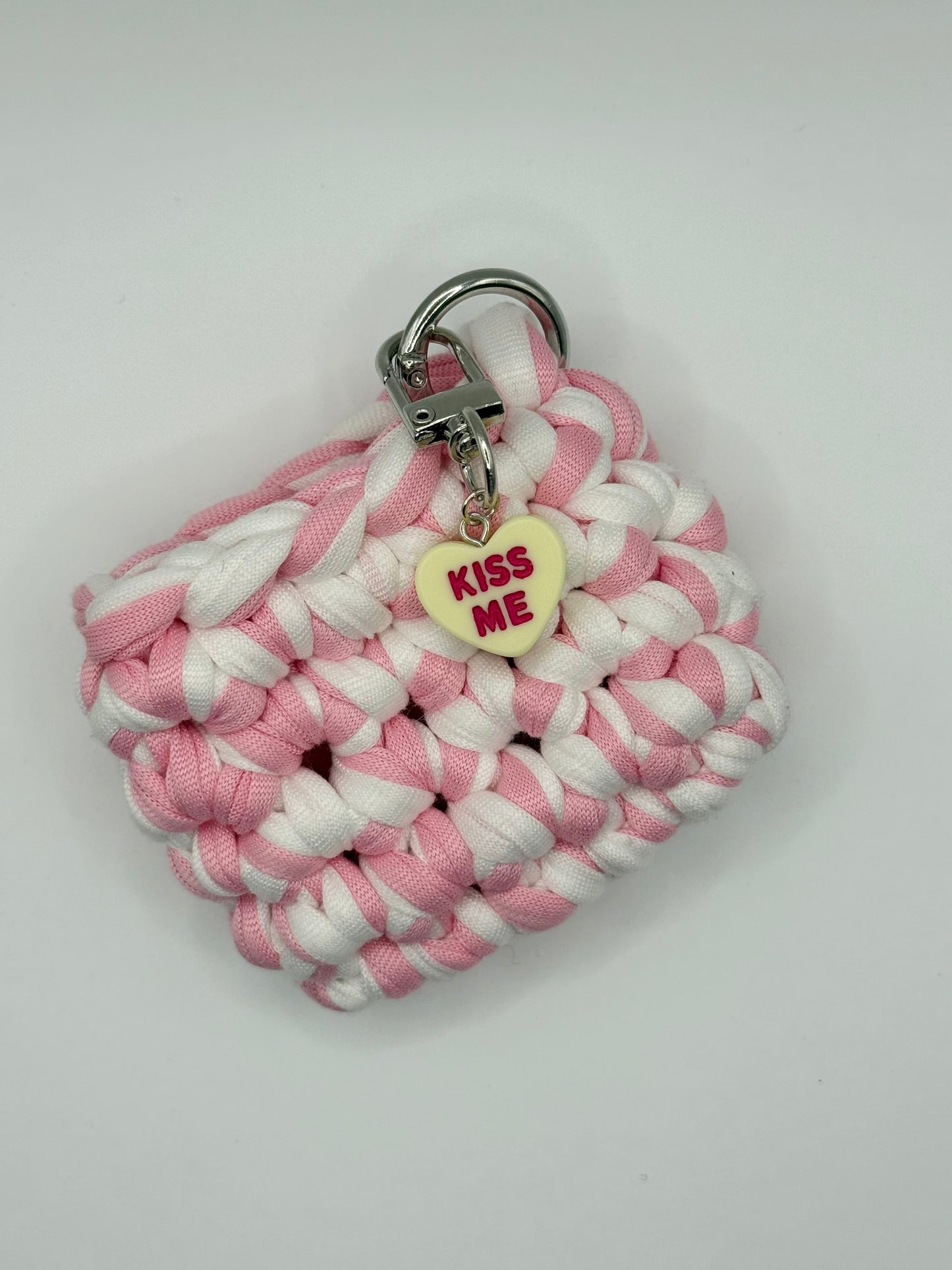 A Crochet AirPod Cases - X Happyhairclip